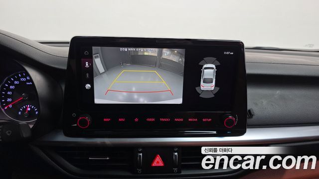 Kia K3 2022 — photo 15