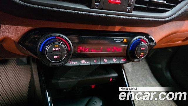 Kia K3 2022 — photo 17