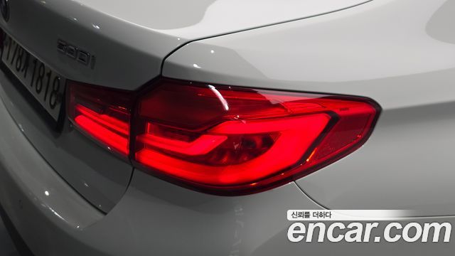 BMW 5-Series 2020 — photo 9