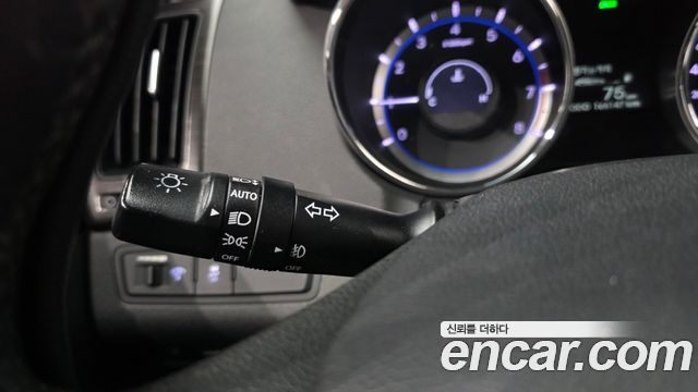 Hyundai Sonata 2013 — photo 14