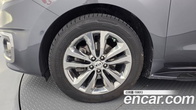 Kia Canival 2018 — photo 5