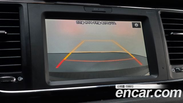 Kia Canival 2018 — photo 21