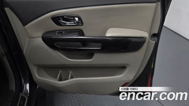 Kia Canival 2018 — photo 15
