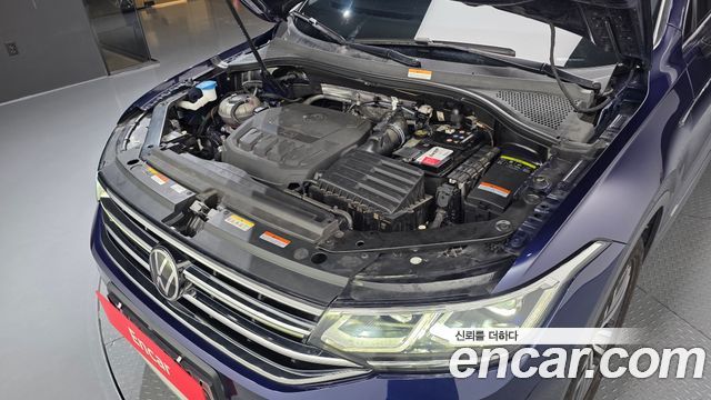 Volkswagen Tiguan 2023 — photo 6