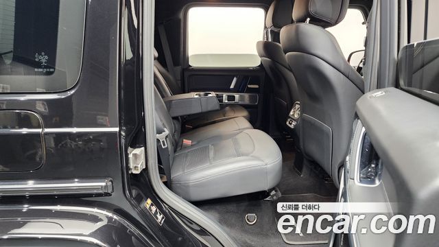 Mercedes-Benz G-Class 2021 — photo 17