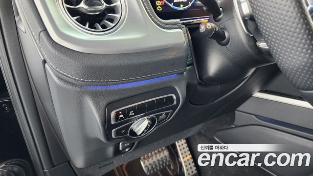 Mercedes-Benz G-Class 2021 — photo 26