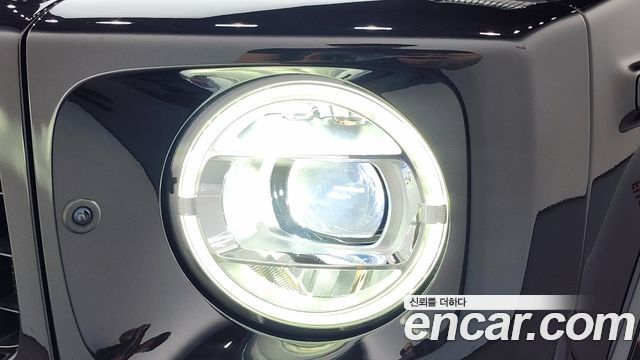 Mercedes-Benz G-Class 2021 — photo 8