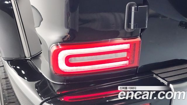 Mercedes-Benz G-Class 2021 — photo 9