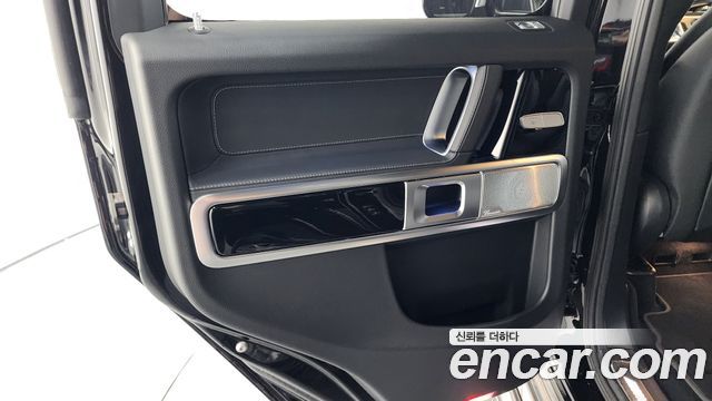Mercedes-Benz G-Class 2021 — photo 15
