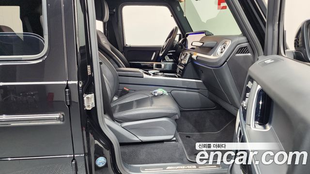 Mercedes-Benz G-Class 2021 — photo 16