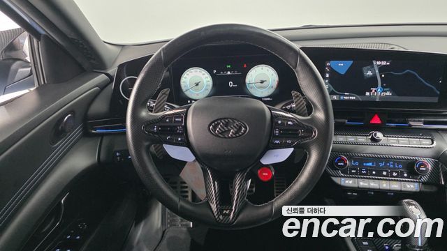 Hyundai AVANTE 2022 — photo 13