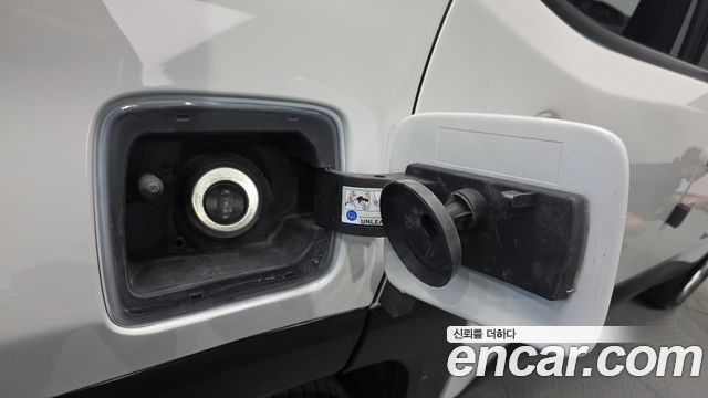 Jeep Renegade 2021 — photo 31