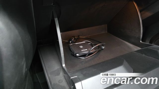 Jeep Renegade 2021 — photo 36