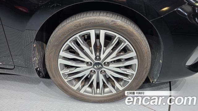 Kia K7 2020 — photo 5