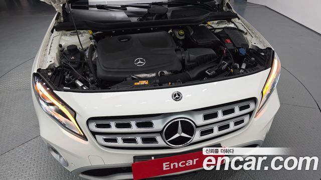 Mercedes-Benz GLA-Class 2019 — photo 6
