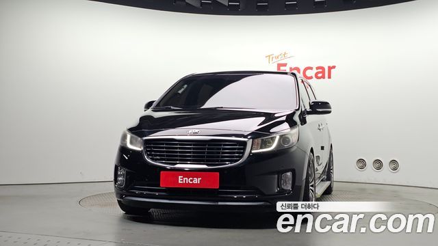 Kia Canival 2015 — photo 3