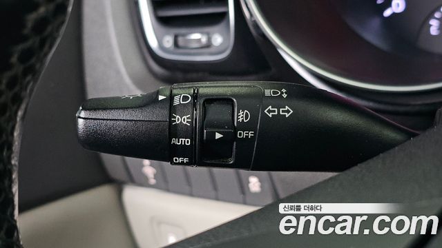 Kia Canival 2015 — photo 13