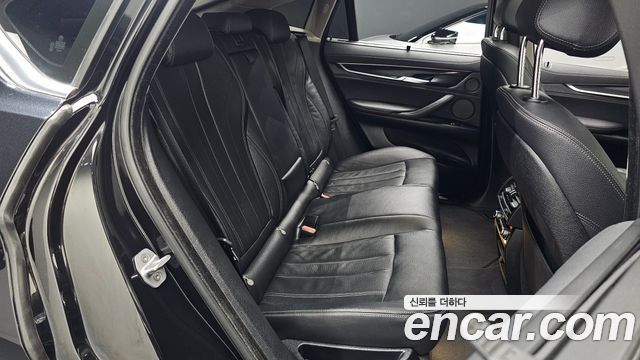 BMW X6 2018 — photo 11