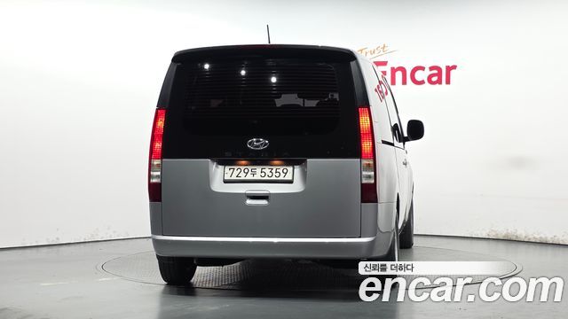 Hyundai Staria 2022 — photo 4