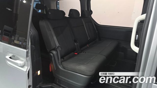 Hyundai Staria 2022 — photo 11