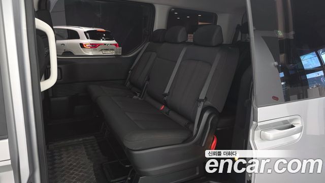 Hyundai Staria 2022 — photo 12