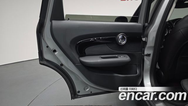 Mini Clubman 2024 — photo 15