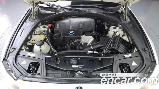 BMW 5-Series 2013 — photo 6