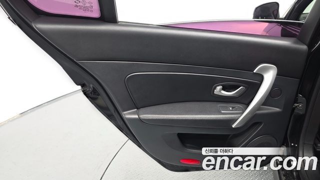 Renault Korea SM5  2016 — photo 14