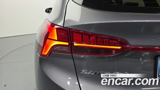 Hyundai Santafe 2021 — photo 9