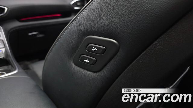 Hyundai Santafe 2021 — photo 32