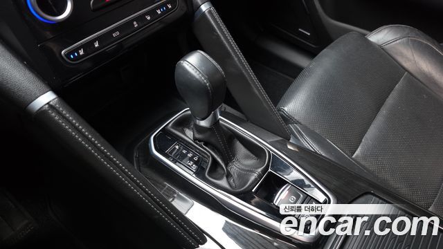 Renault Korea QM6 2017 — photo 12