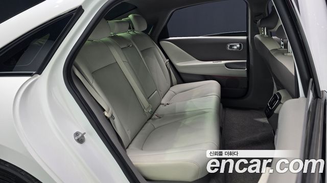 Hyundai Ioniq6 2023 — photo 16