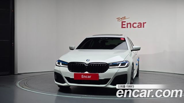 BMW 5-Series 2017 — photo 3