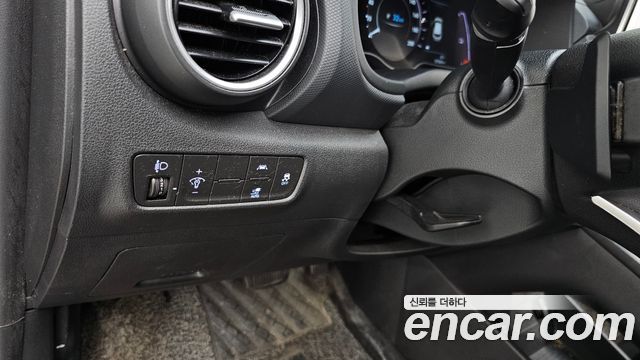 Hyundai Kona 2020 — photo 28