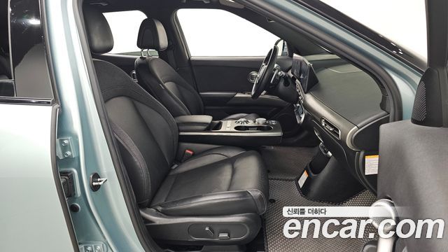 Genesis GV60 2022 — photo 17