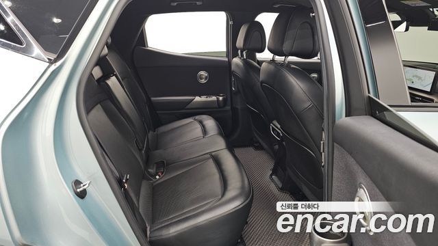 Genesis GV60 2022 — photo 18