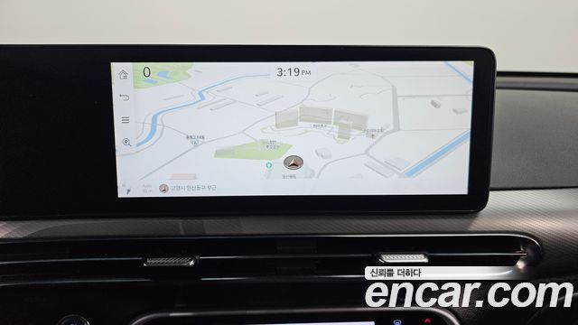 Genesis GV60 2022 — photo 20