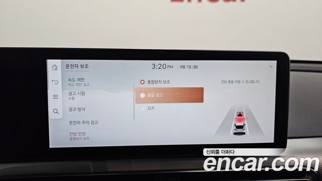 Genesis GV60 2022 — photo 22