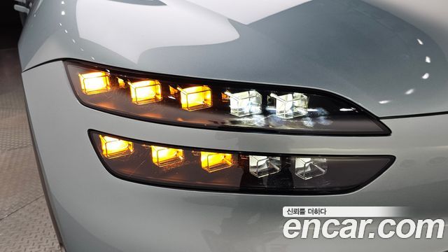 Genesis GV60 2022 — photo 8