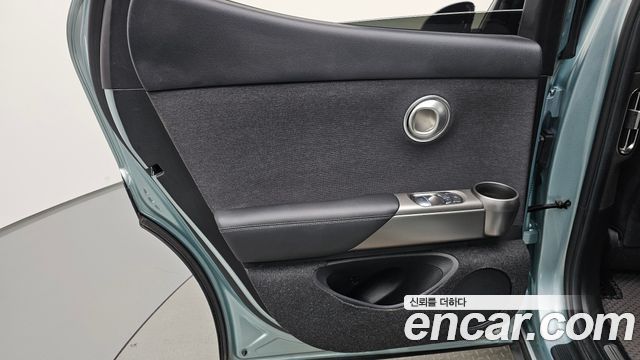 Genesis GV60 2022 — photo 15
