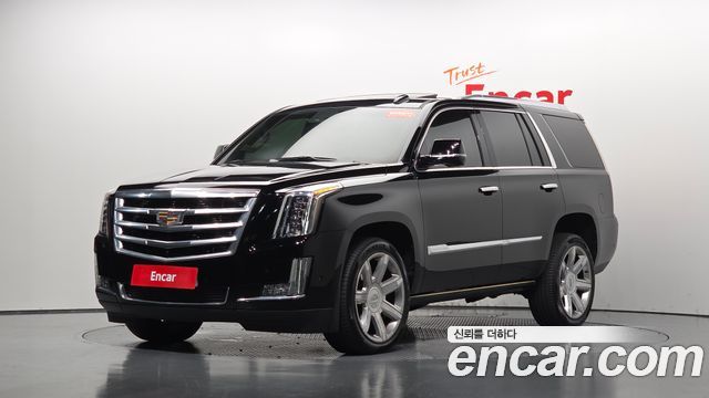 Cadillac Escalade 2017 — photo 35