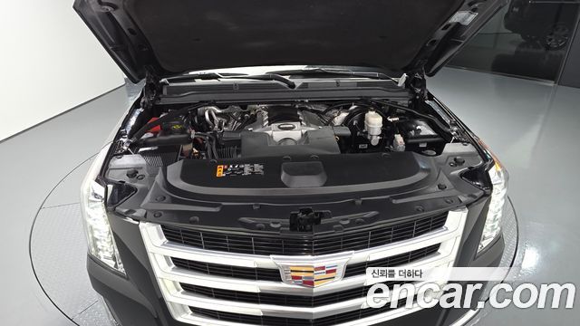 Cadillac Escalade 2017 — photo 6