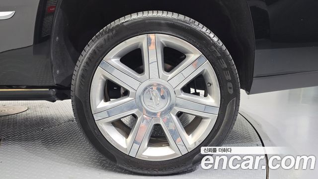 Cadillac Escalade 2017 — photo 7
