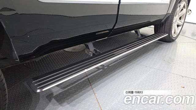 Cadillac Escalade 2017 — photo 34