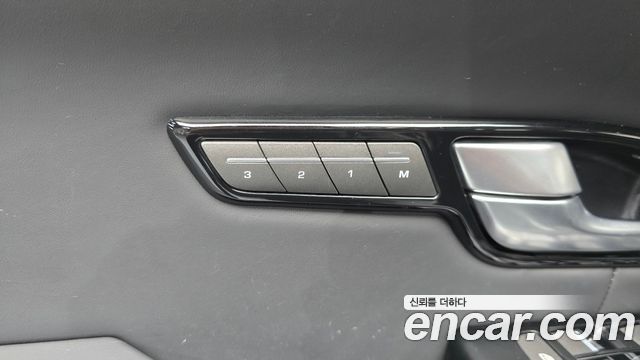 Land Rover Range Rover Evoque 2017 — photo 15