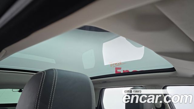 Land Rover Range Rover Evoque 2017 — photo 18