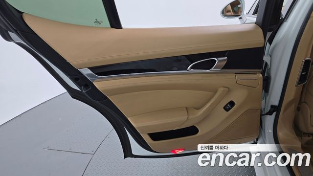 Porsche Panamera 2013 — photo 15