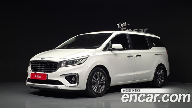 Kia Canival 2019 — photo 1