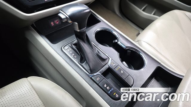 Kia Canival 2019 — photo 12