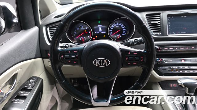 Kia Canival 2019 — photo 19